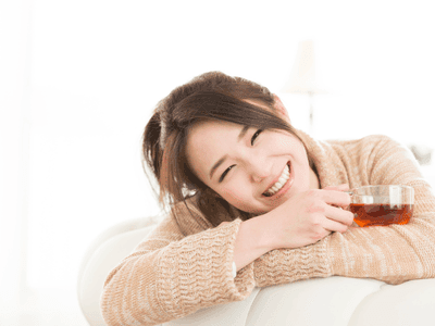 Thư giãn tinh thần với tách trà hoa vàng