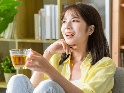 Thói quen Uống Trà Hoa Vàng