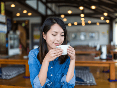Trà hoa vàng -Thưởng trà - Khoảnh khắc tĩnh lặng giữa nhịp sống vội vã
